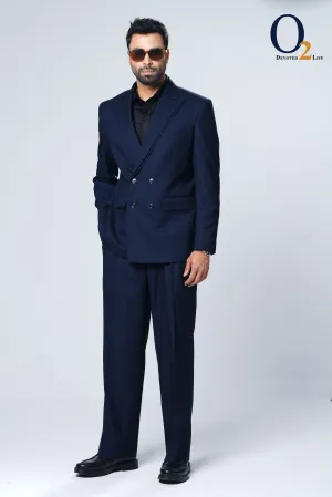 Bouble-breasted navy suit paired with Pant