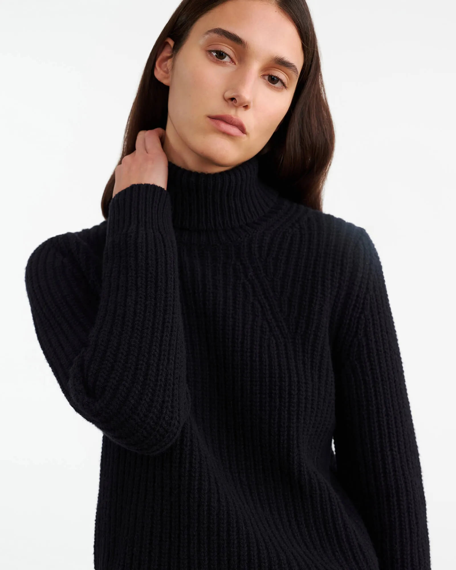 BRONWYN TURTLENECK SWEATER