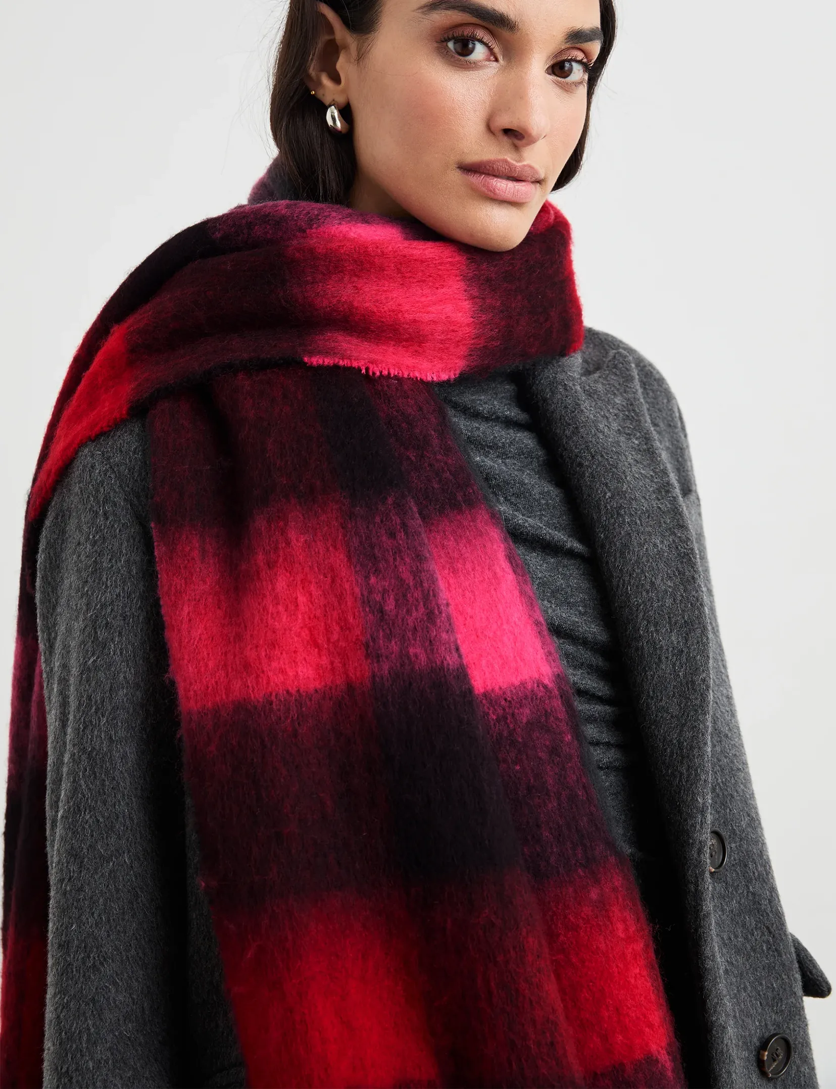 Oslo Scarf, Scarlet/Onyx Pink