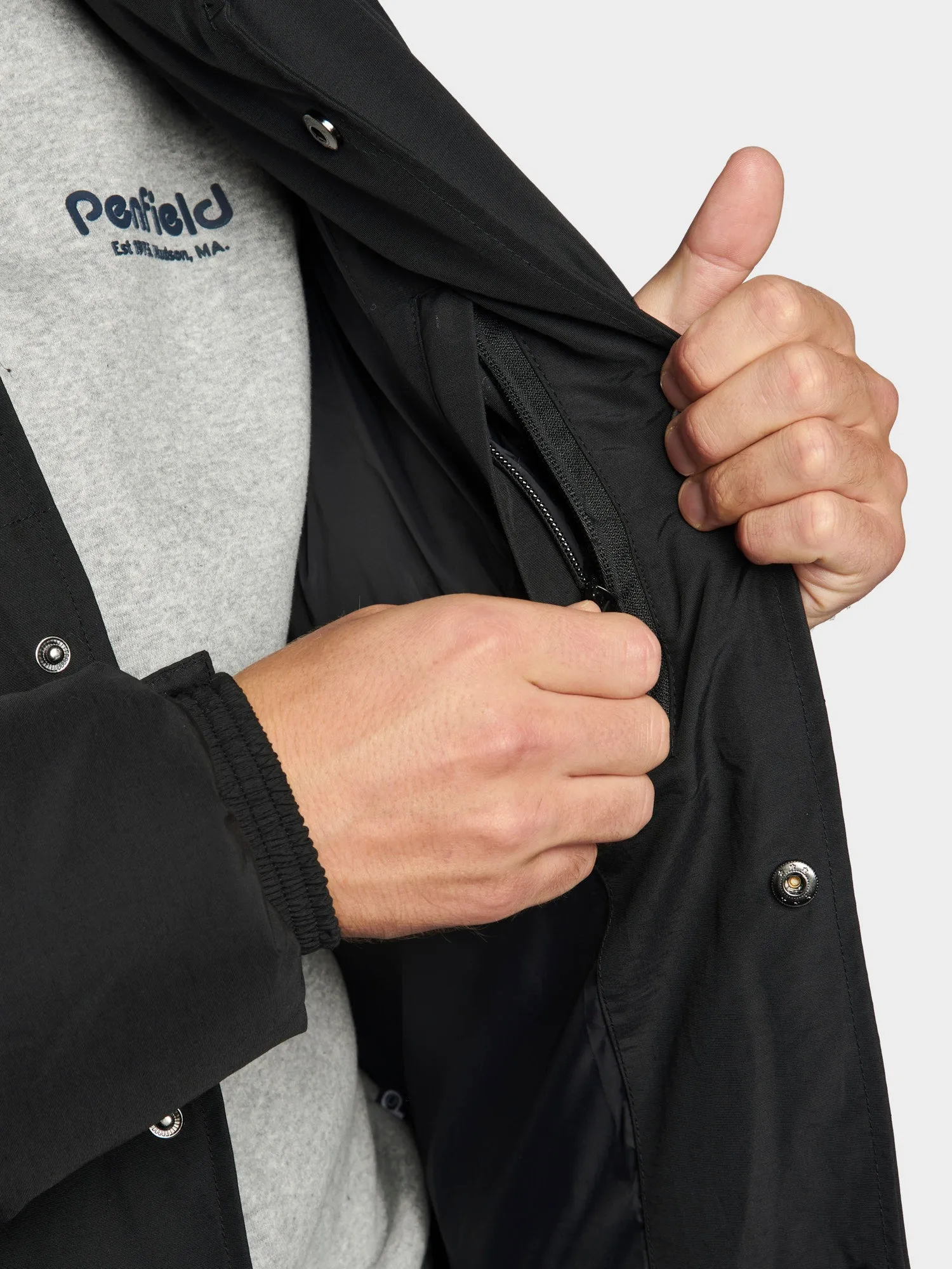 Pelam Puffer Jacket in Black