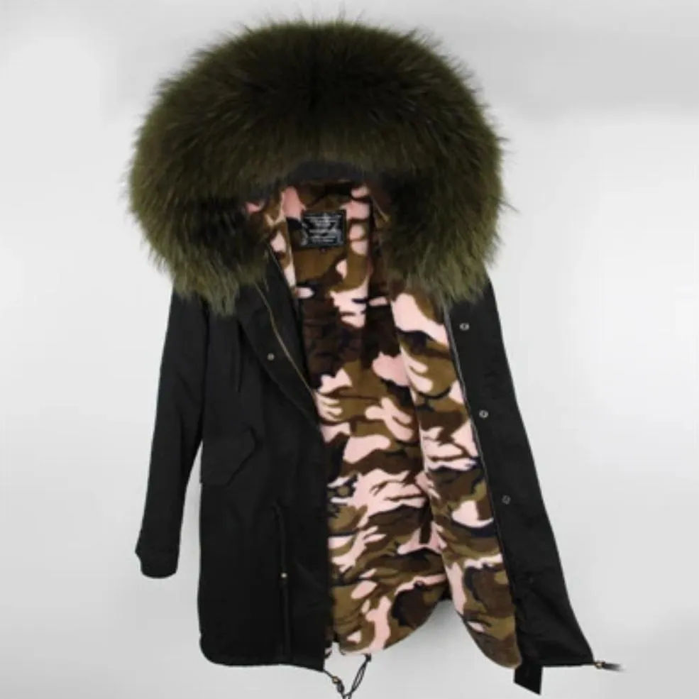 Women's Winter Casual Hooded Polyester Parka With Raccoon Fur