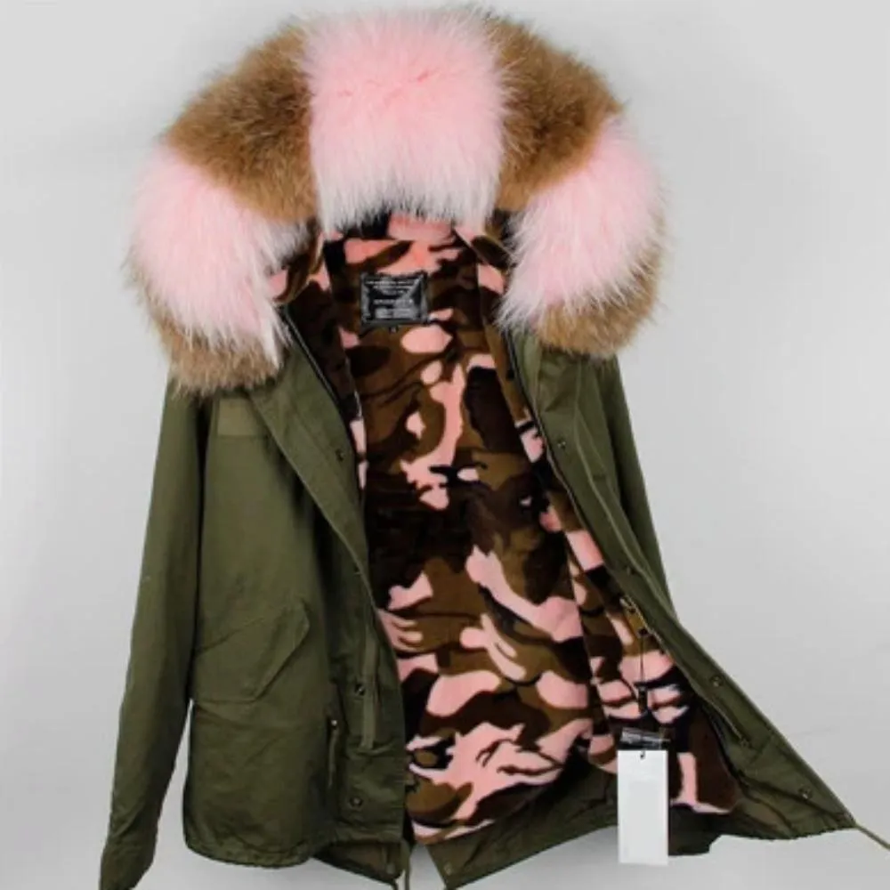 Women's Winter Casual Hooded Polyester Parka With Raccoon Fur